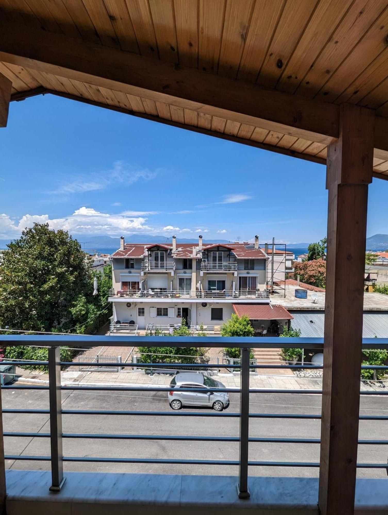 Samaras Apartments In กาเมนาวูร์ลา ภายนอก รูปภาพ