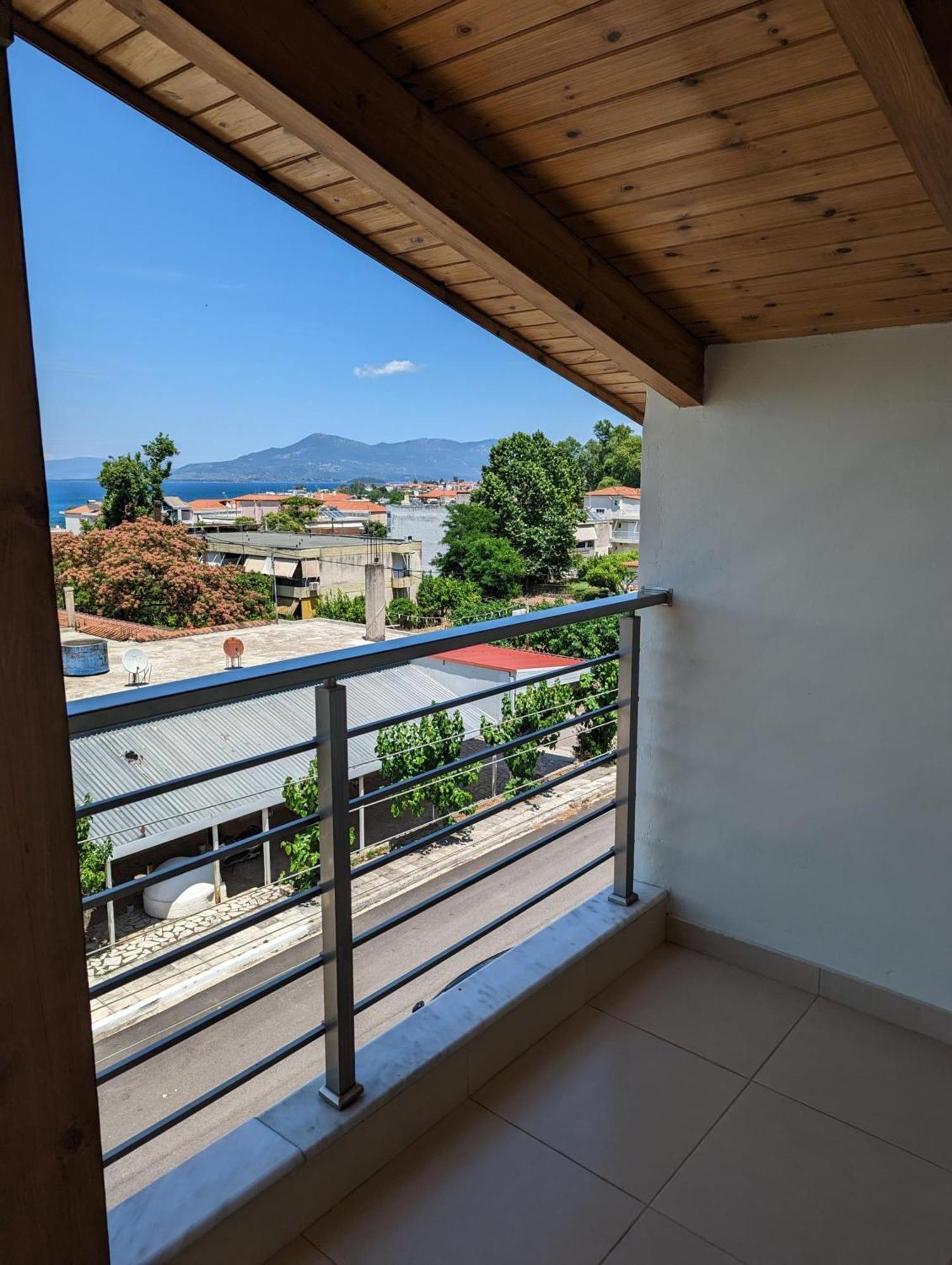 Samaras Apartments In กาเมนาวูร์ลา ภายนอก รูปภาพ