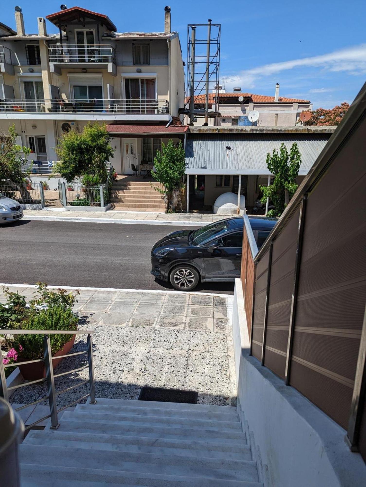 Samaras Apartments In กาเมนาวูร์ลา ภายนอก รูปภาพ